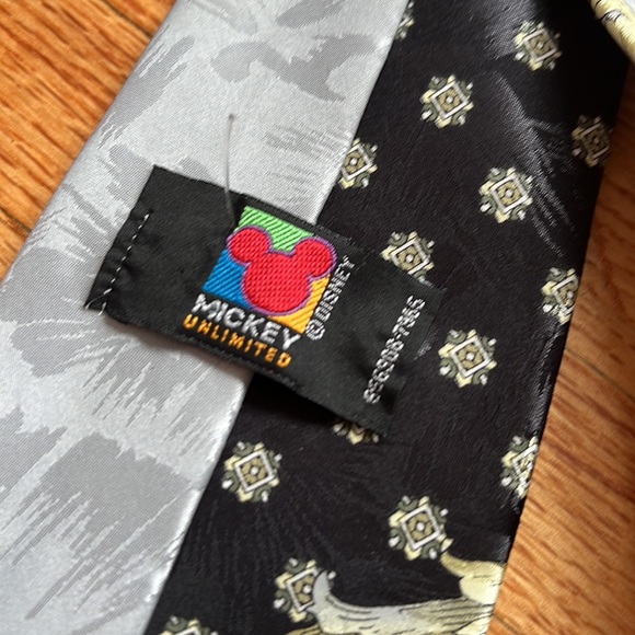 Vintage Mickey Mouse Neck Tie / Disney / Tennis - Picture 6 of 7